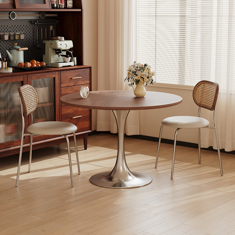 法式复古风实木餐桌北欧阳台桌郁金香洽谈桌家用小户型中古风圆桌