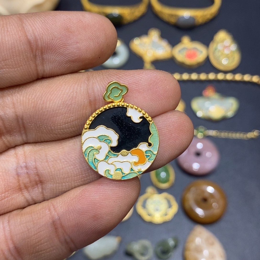 和田玉颈饰银S925镀金镶嵌