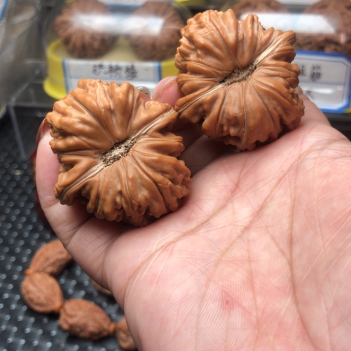 文玩核桃把件拱桥楼