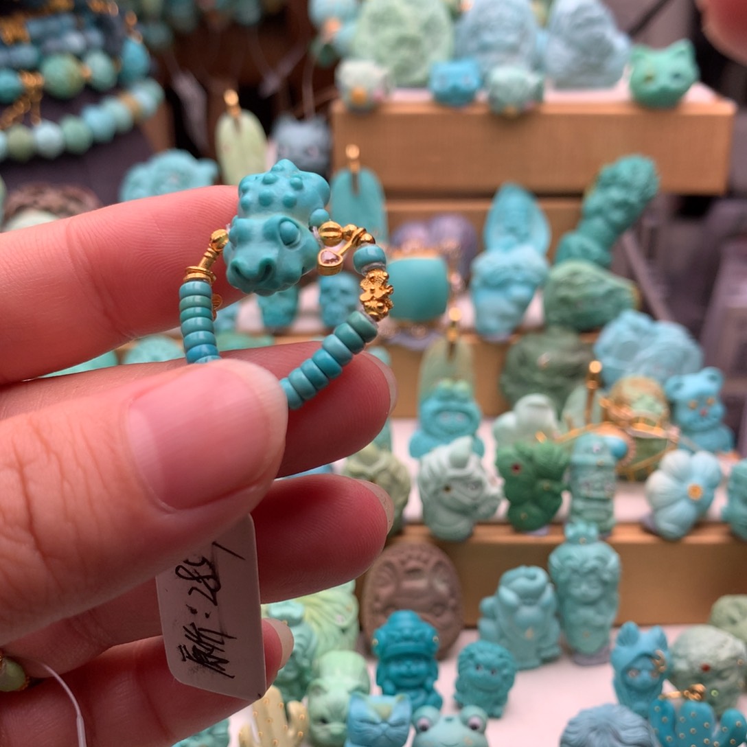 绿松石颈饰未镶嵌o****e