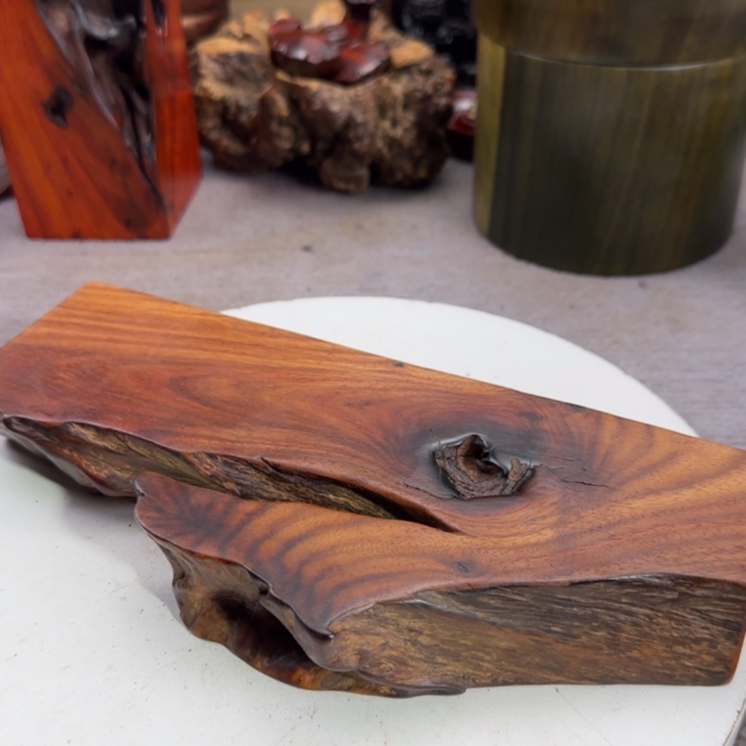 大果紫檀（缅甸花梨）双*