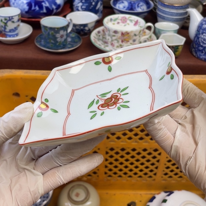 陶瓷他家瓷器真美…开播了