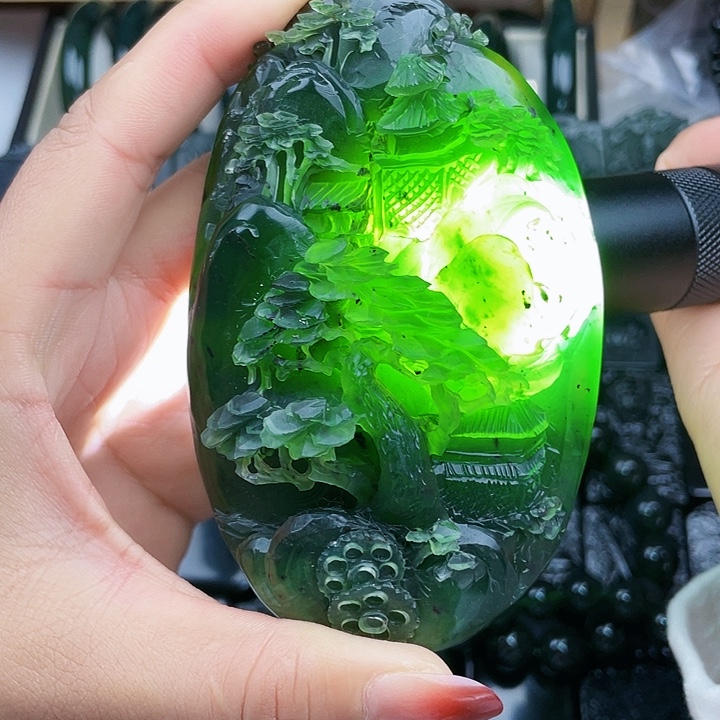 蛇纹石玉未镶嵌挂件泰山玉手把江山