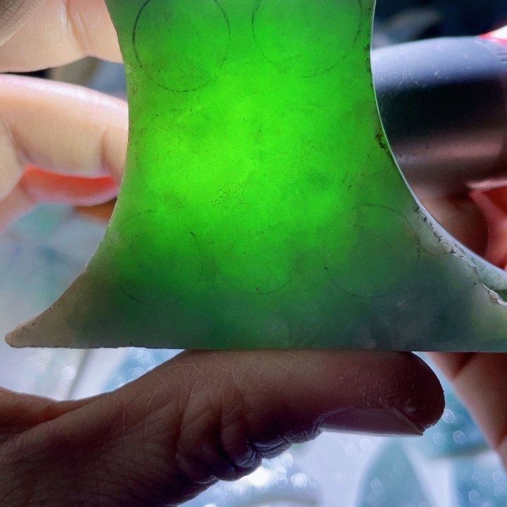 颈饰未镶嵌翡翠天然缅甸翡翠