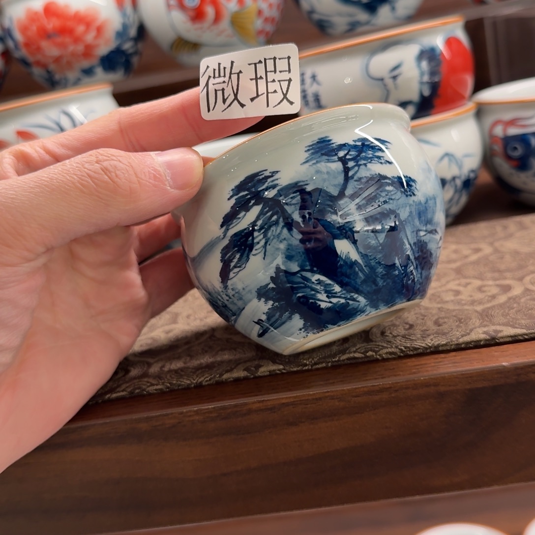 釉下手绘茶具微瑕