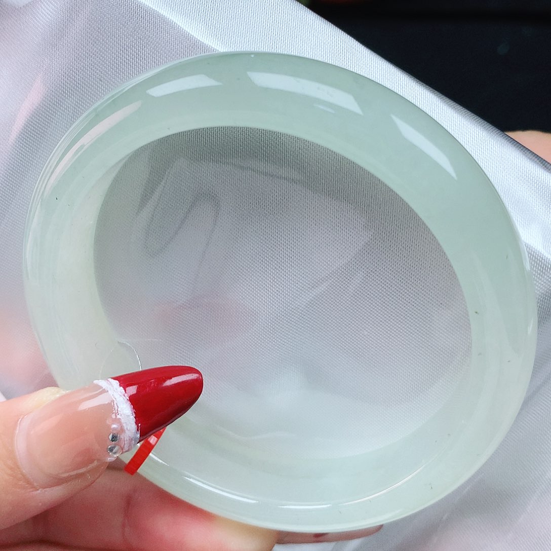 翡翠手镯未镶嵌58圈