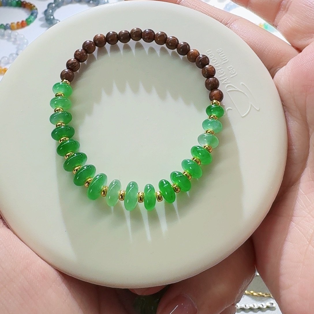 翡翠颈饰合金雨半串