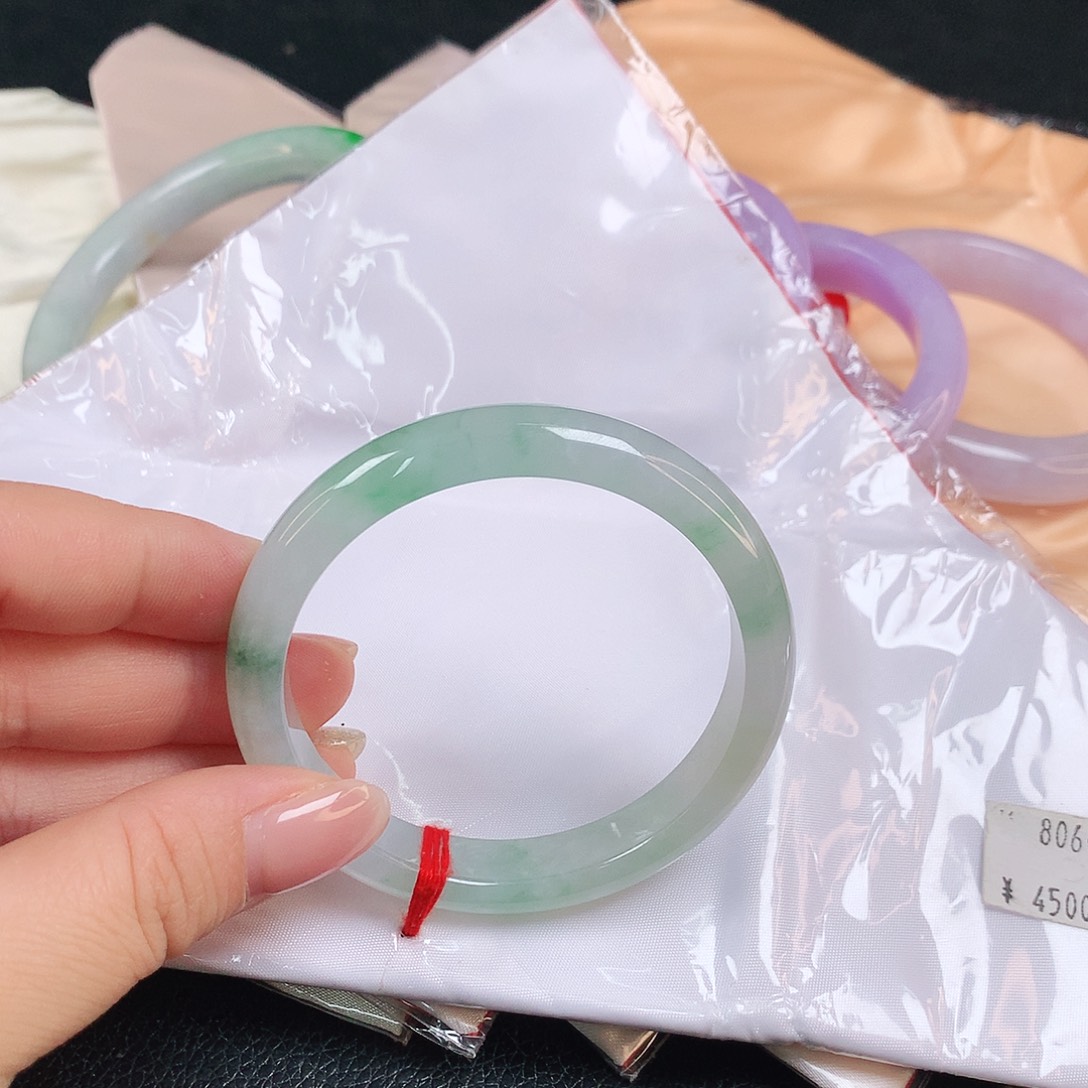 翡翠手镯未镶嵌8060xxcvbn