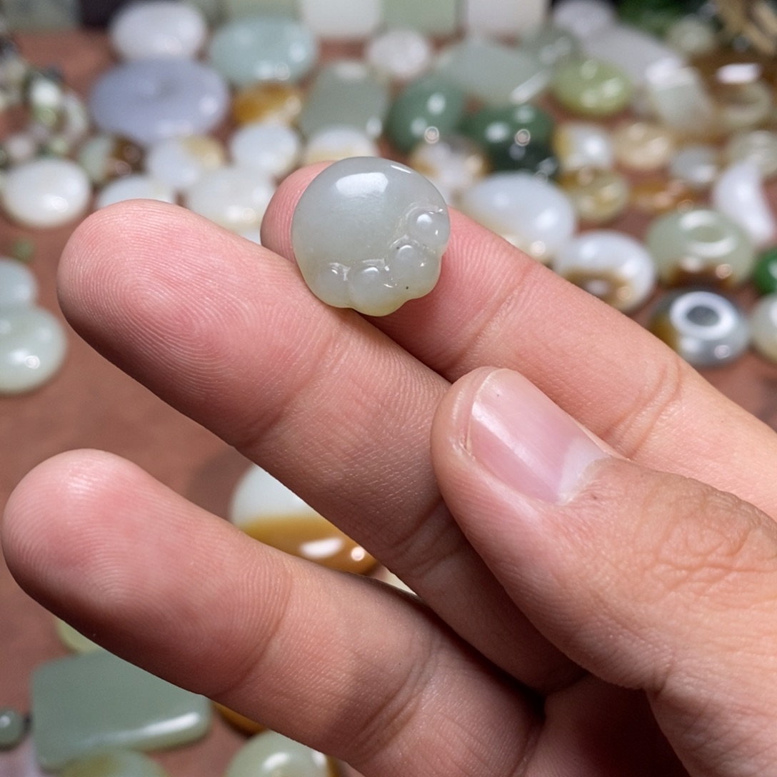 和田玉吊坠(不含链)未镶嵌