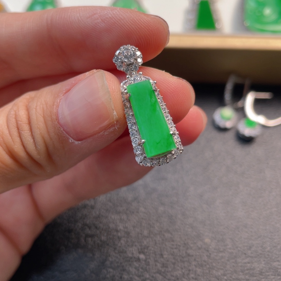 翡翠吊坠(不含链)银S925镶嵌