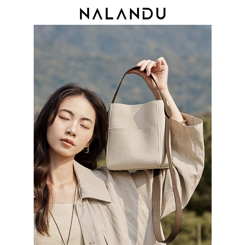 纳兰杜手提水桶2025年流行款包包简约气质百搭单肩女包真皮斜挎包
