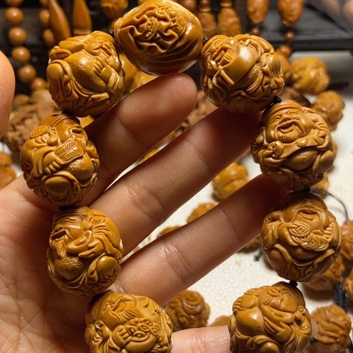 【闪购商品】橄榄核手串/手链八方财神2.23