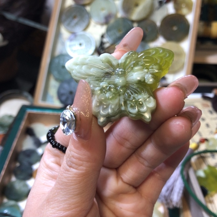 岫玉岫玉挂件未镶嵌