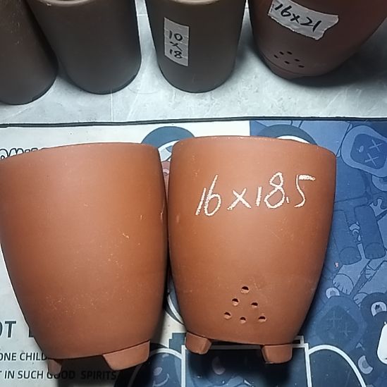 紫砂红泥三角两个