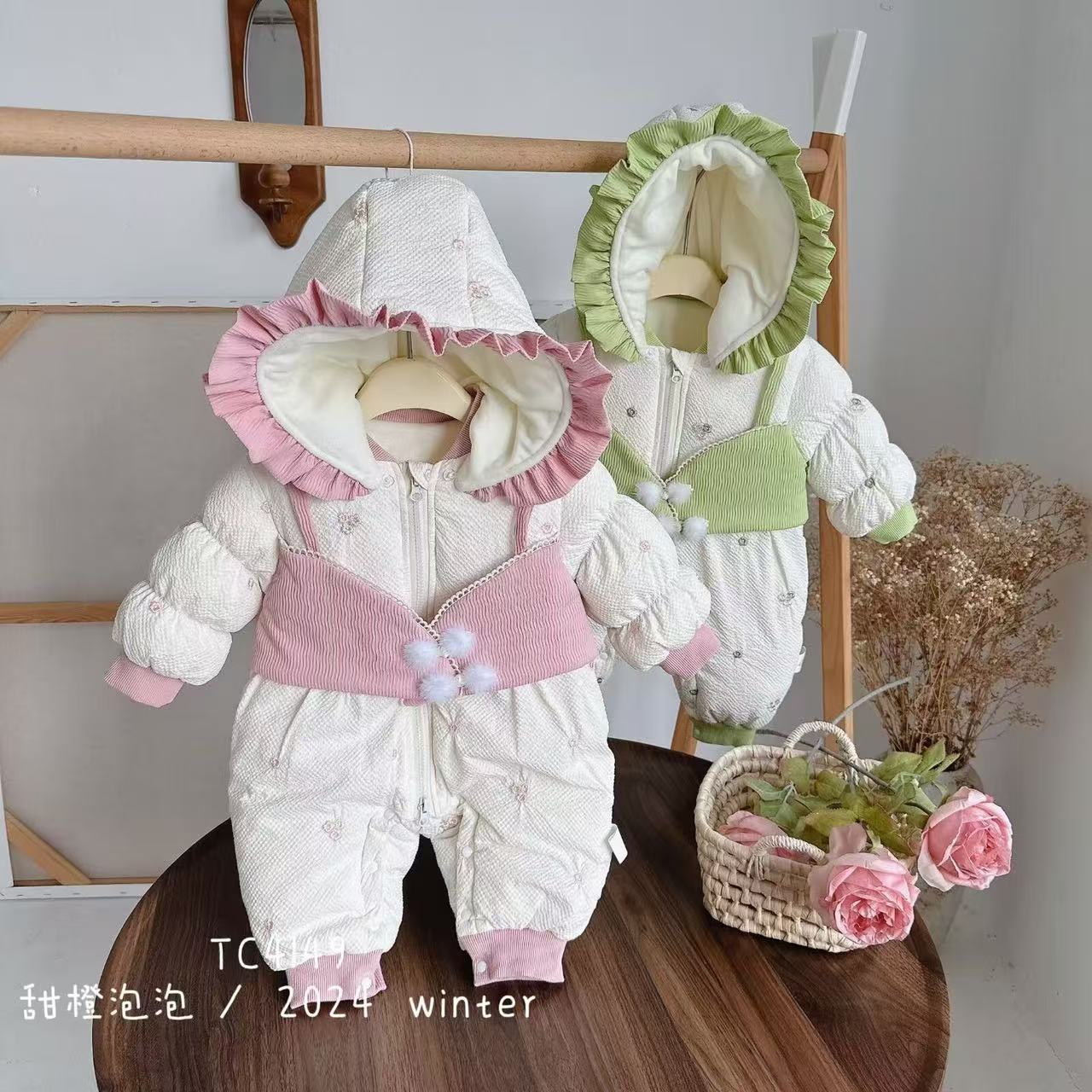 冬款冬季新生儿婴儿宝宝中式假两件毛球扣白鸭绒羽绒服4149