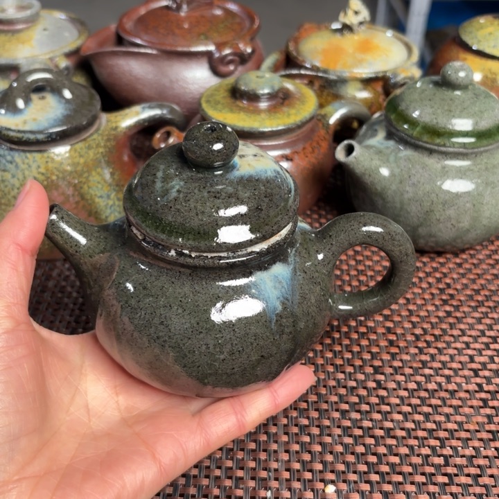 紫砂茶杯玉化容夭 