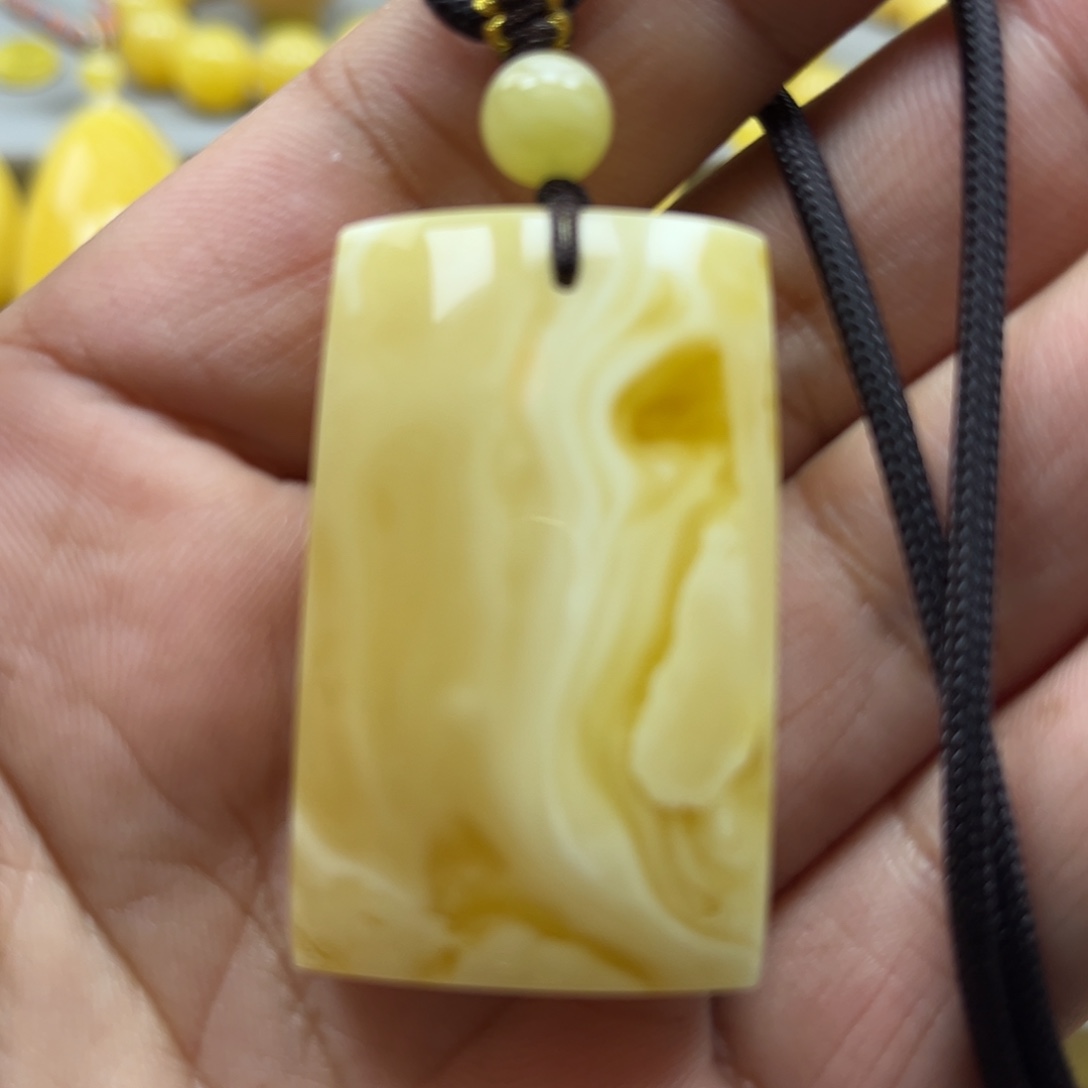 蜜蜡珠宝奇石未镶嵌