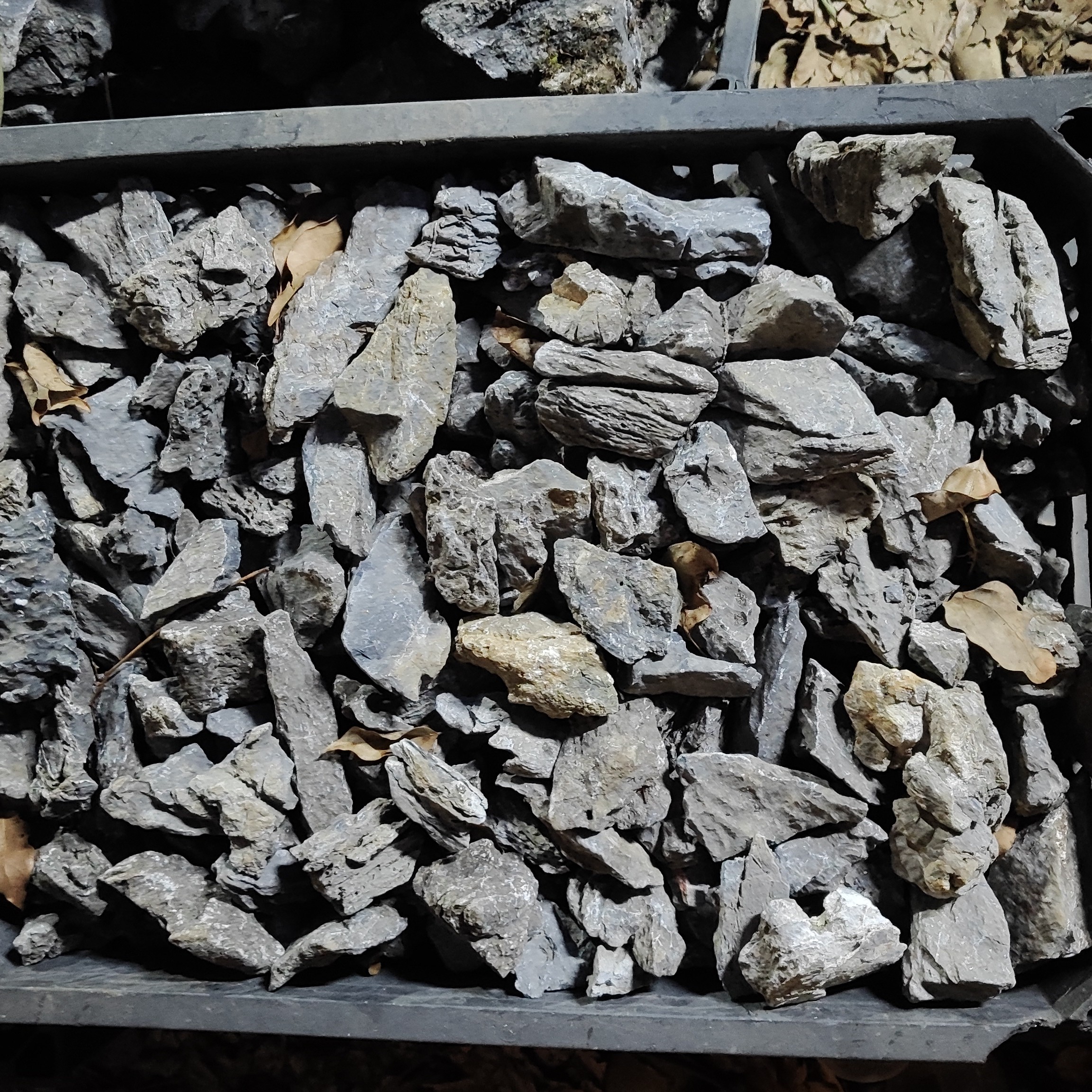 青龙石5-20公分通货100斤