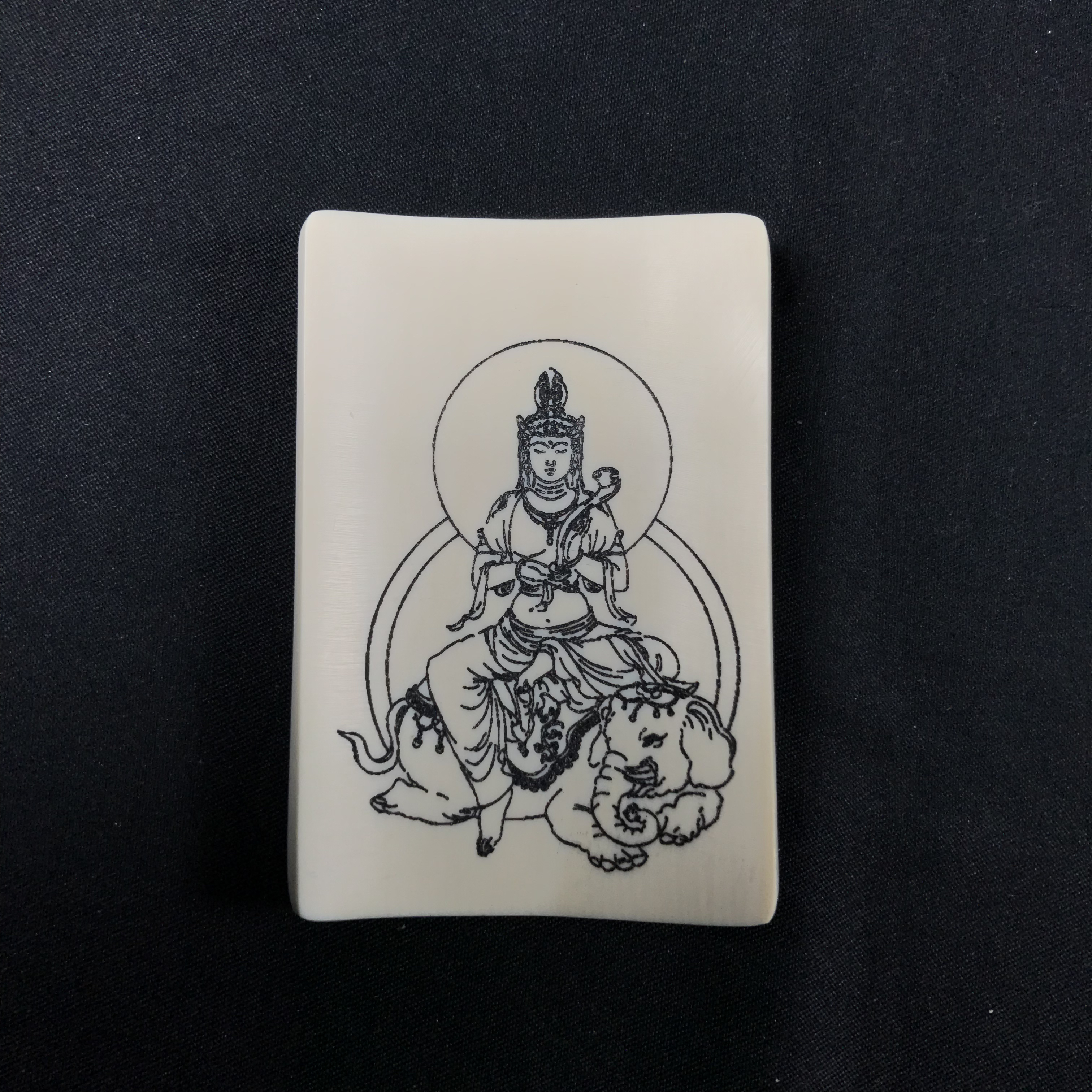 H11351 只做天然猛犸牙 普贤菩萨（龙蛇） 66*44*4.8mm 22克