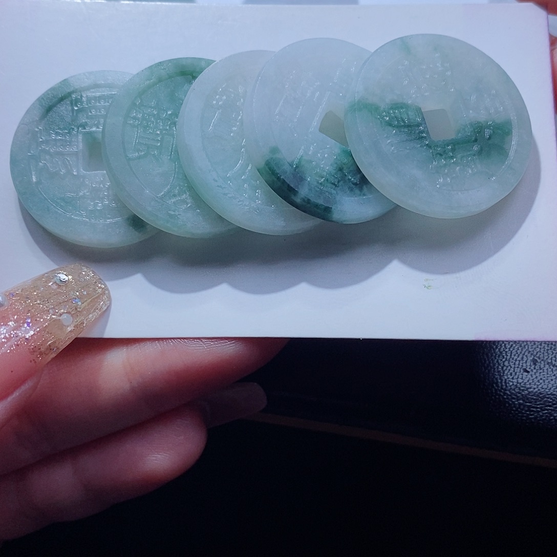 多***王定制翡翠未镶嵌翡翠