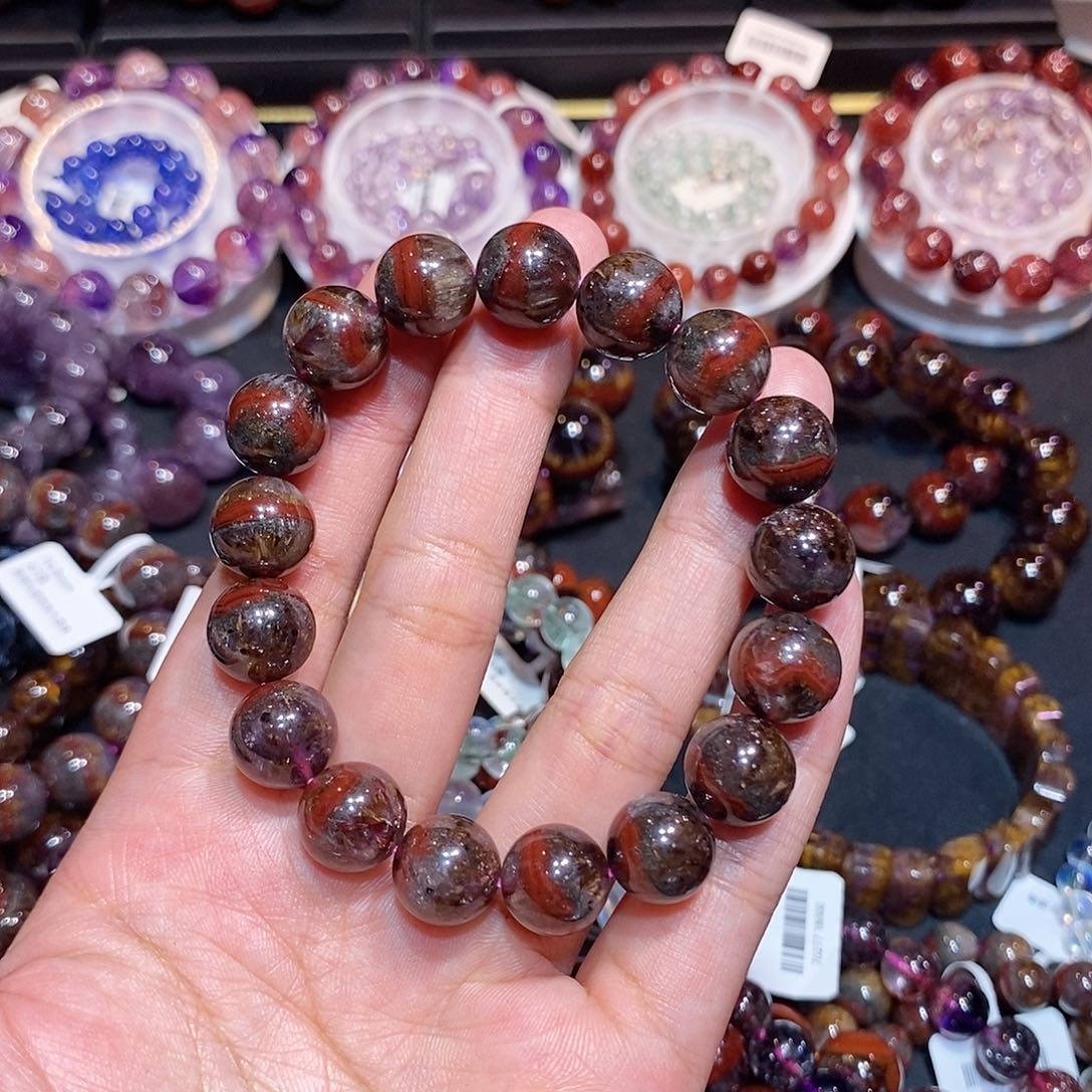 水晶手串未镶嵌享****中12mm左右