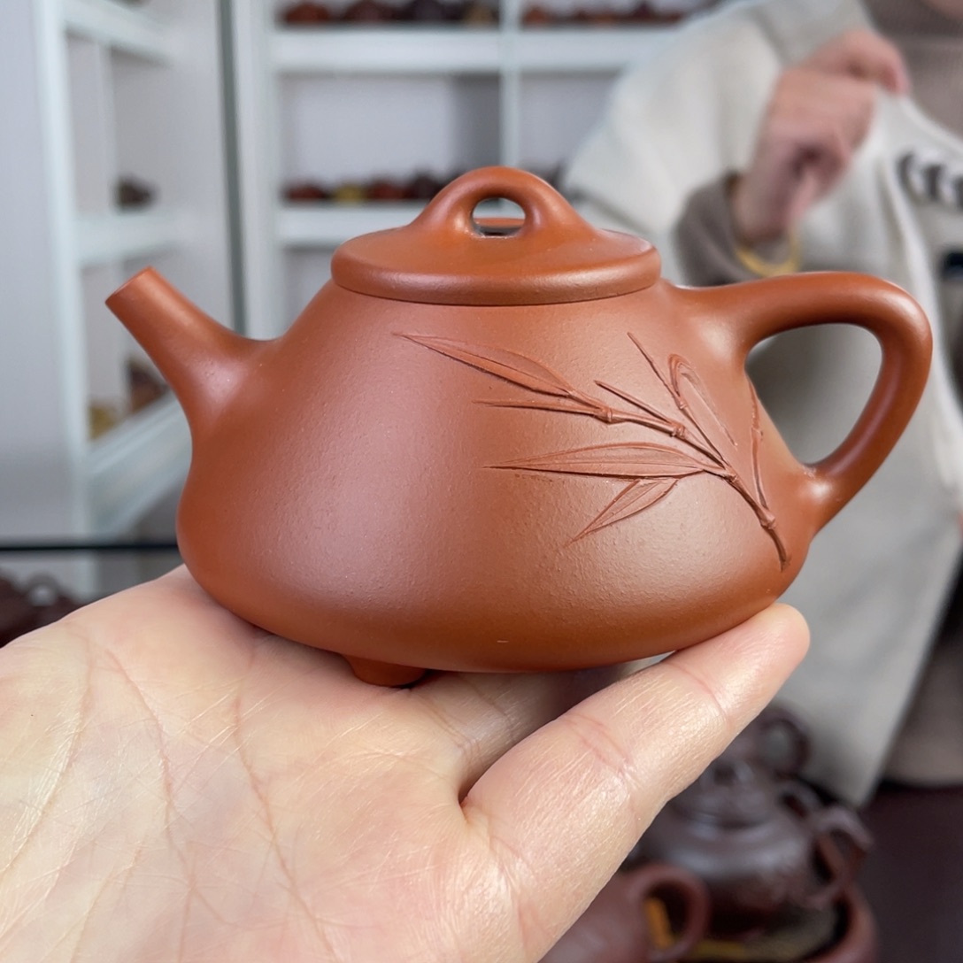 紫砂茶壶朱泥贴竹石瓢160cc