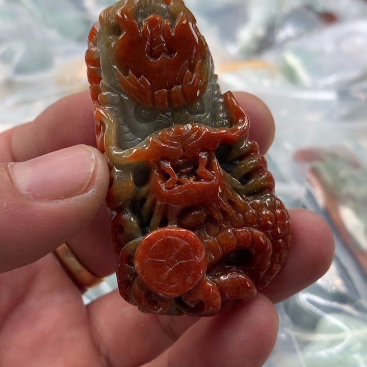 翡翠未镶嵌颈饰保真天然a货翡翠