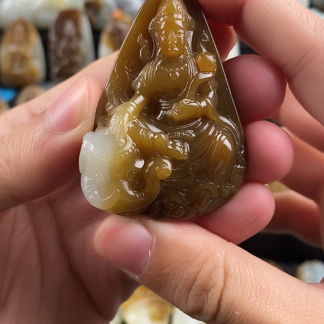 和田玉挂件未镶嵌