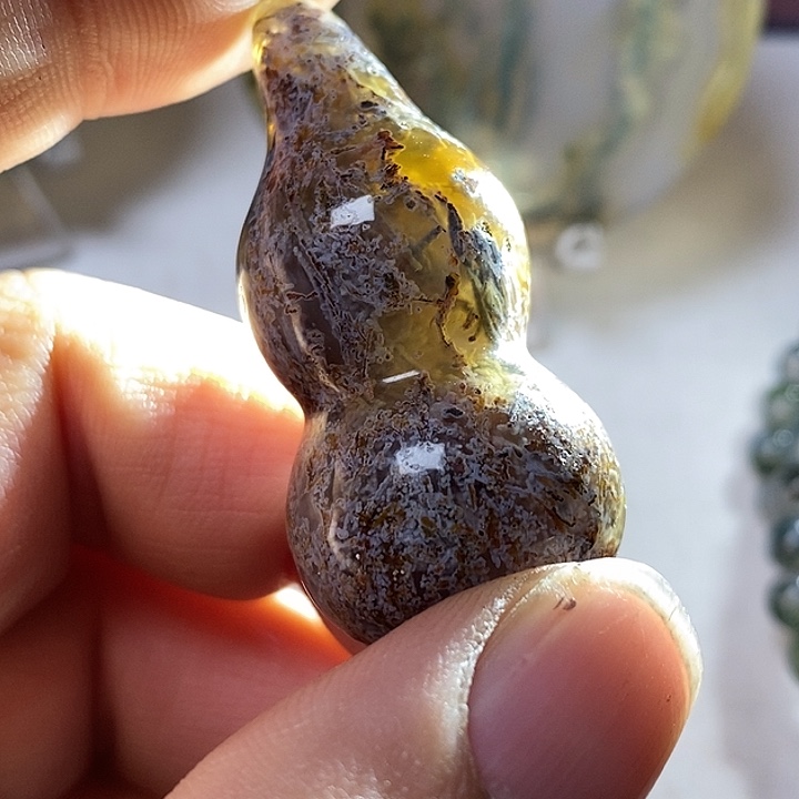 挣***猬玛瑙/玉髓未镶嵌吊坠(赠链)