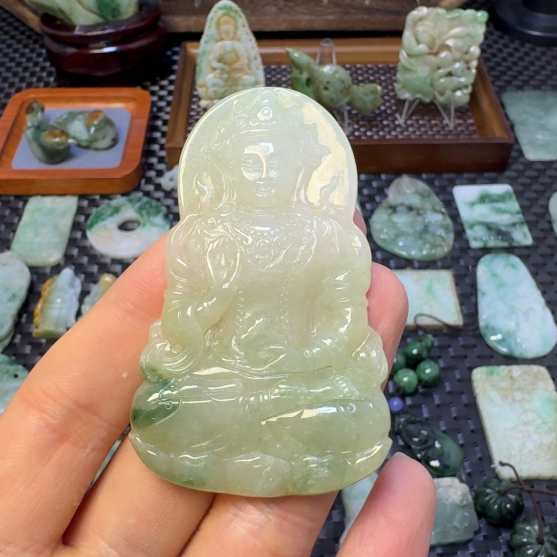 翡翠颈饰未镶嵌用****9翡翠颈饰未镶嵌..