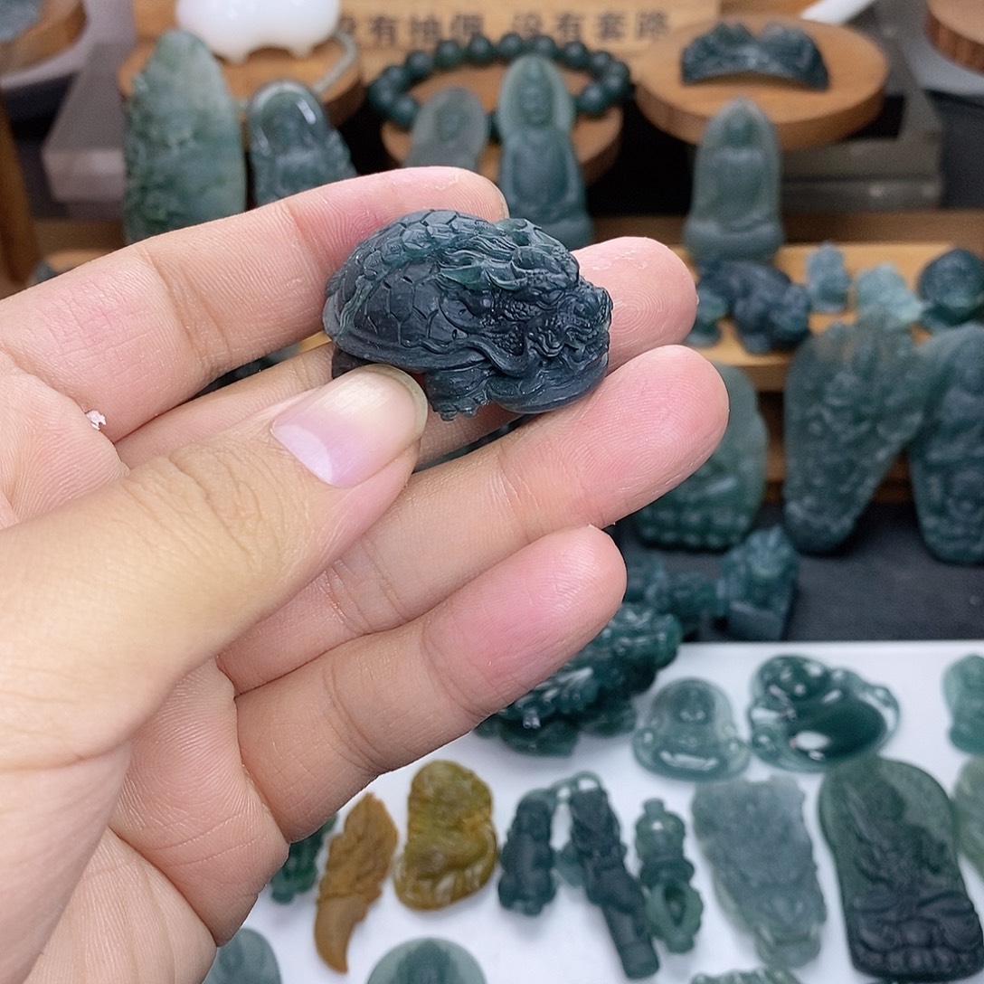 定制翡翠未镶嵌龙龟