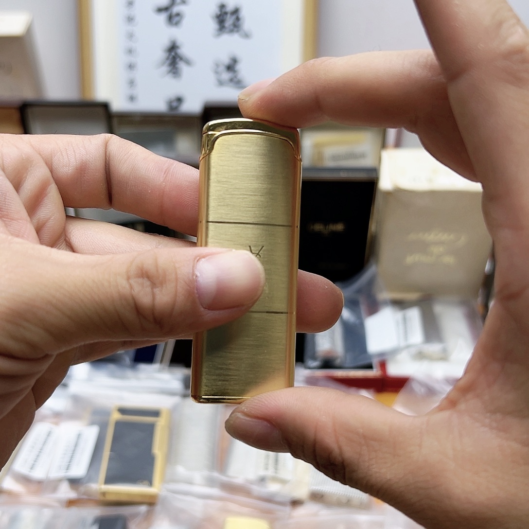 大胜金色电锤防风机