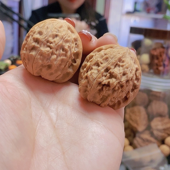 【闪购商品】文玩核桃把件36.5金牛