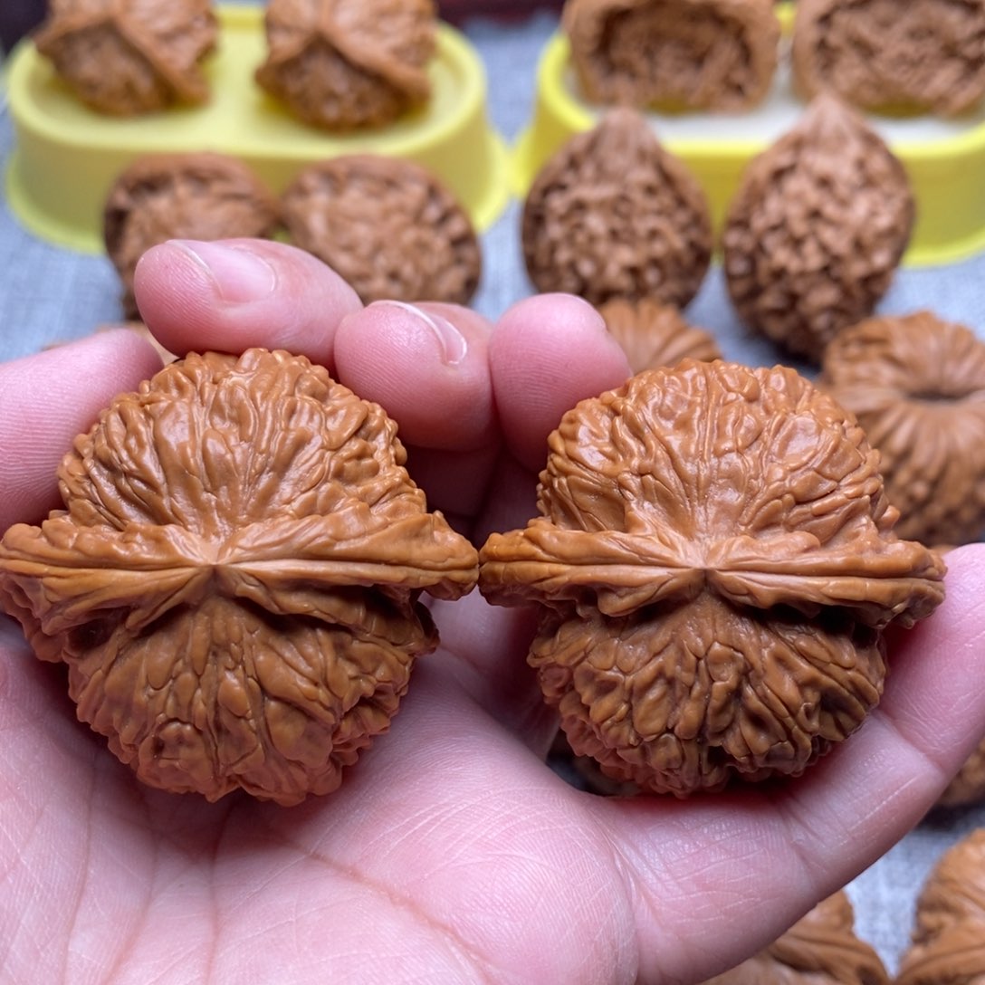 文玩核桃把件45全品肉球白狮子