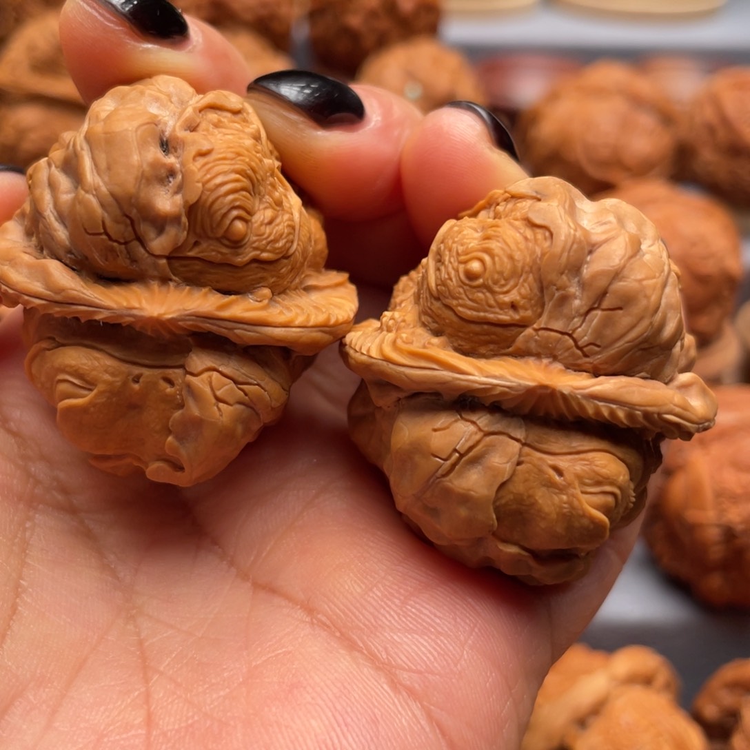 手串/手链核桃大*?蜕变蛤蟆头核桃雕刻