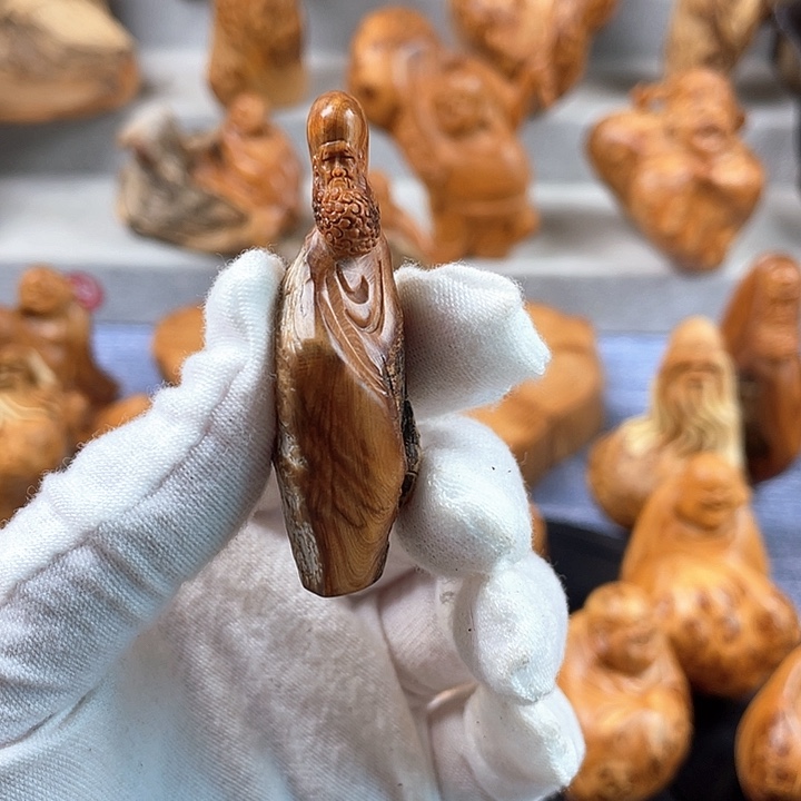 柏木（崖柏）鑫*缘达摩