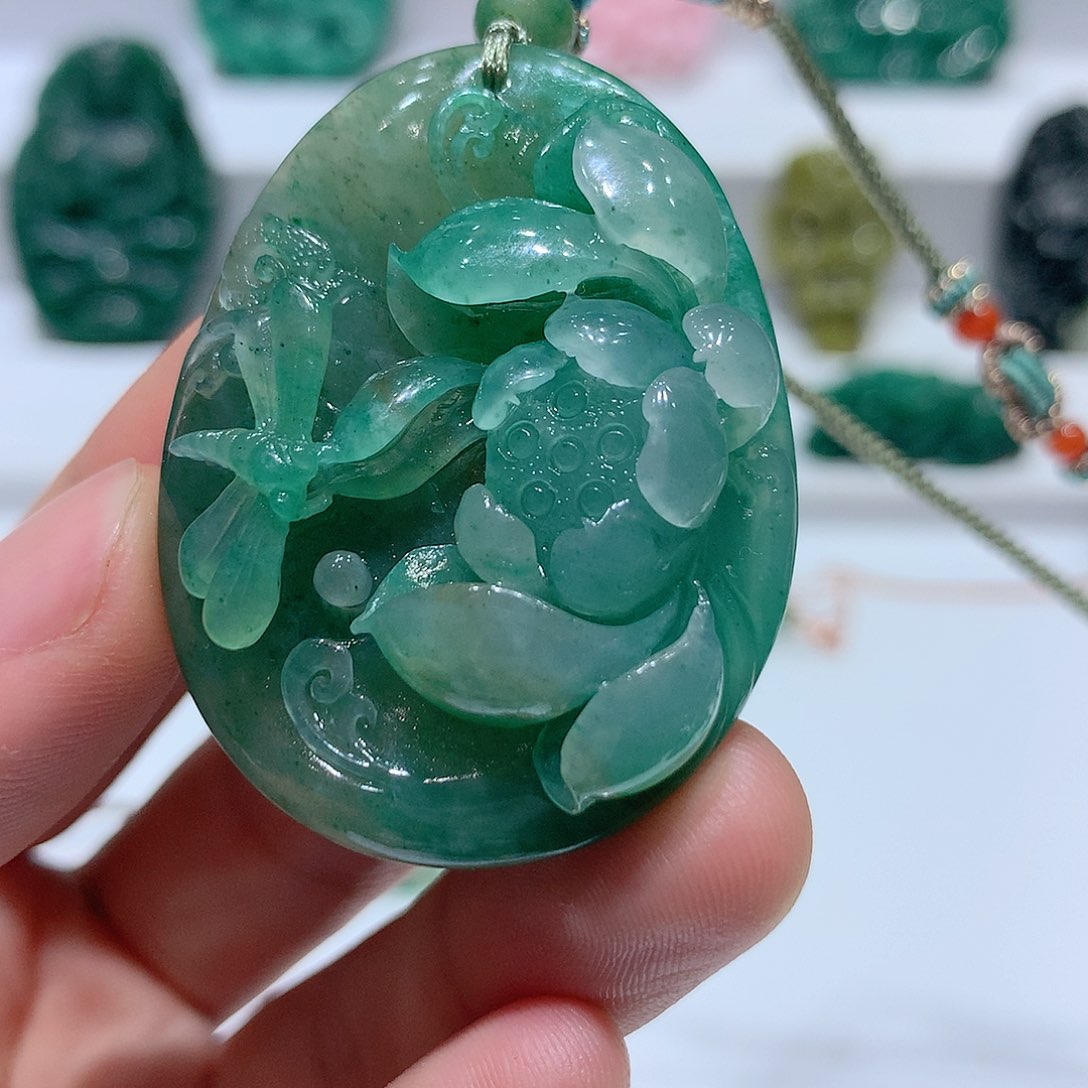 独山玉挂件未镶嵌五****?