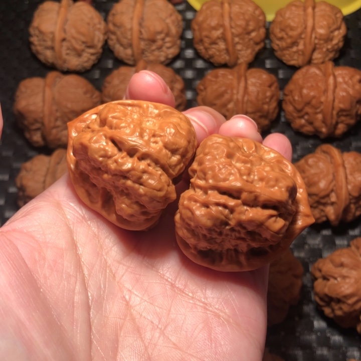 文玩核桃把件三角箭毒蛙38