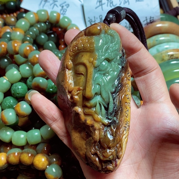 岫岩河磨玉（透闪石质玉）手链未镶嵌