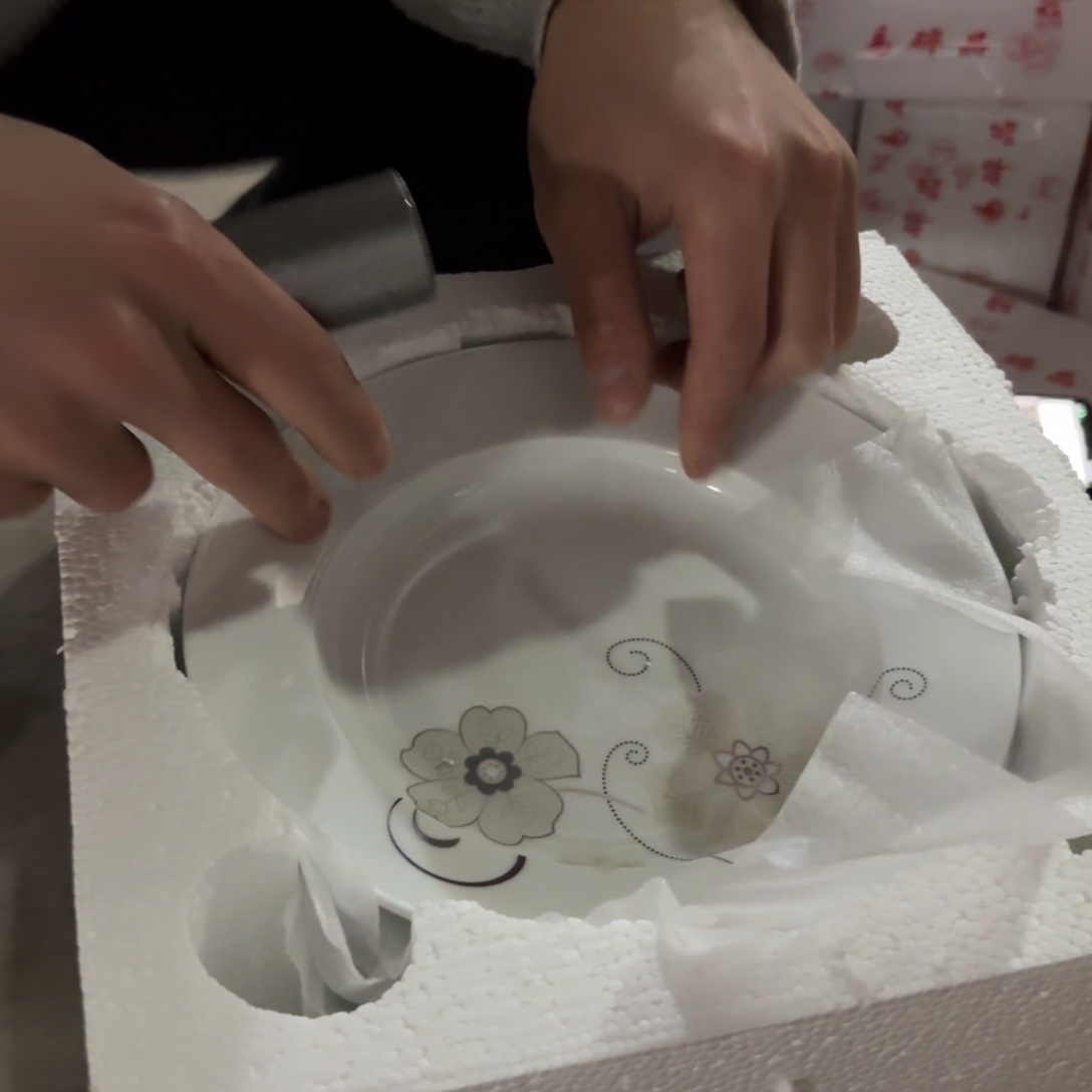 陶瓷8英寸雪莲盘礼盒套装1套微瑕