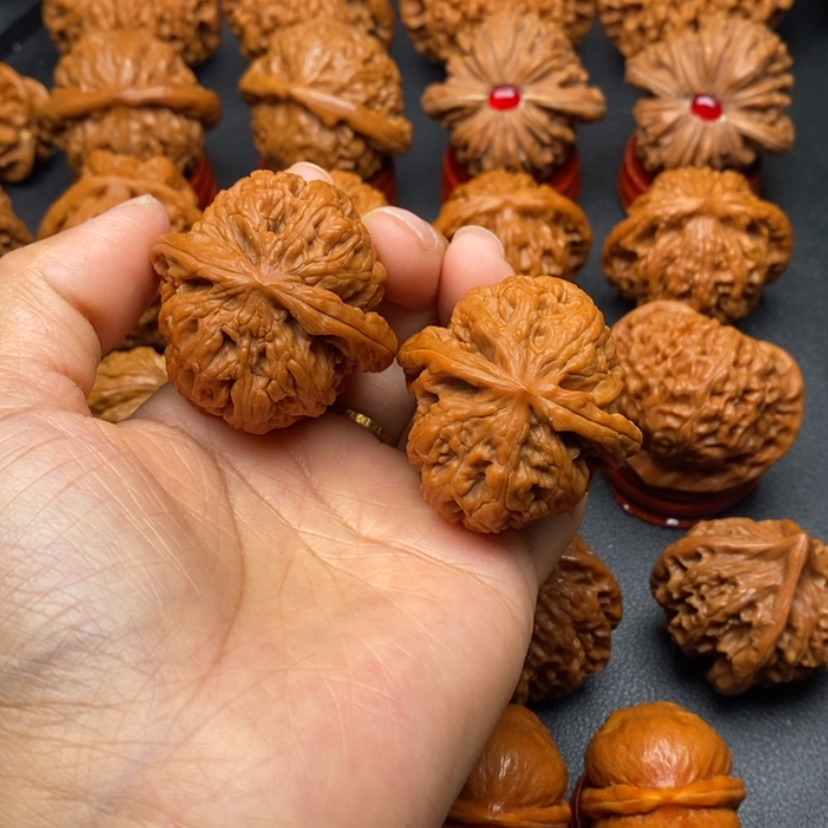 【闪购商品】文玩核桃把件40将军