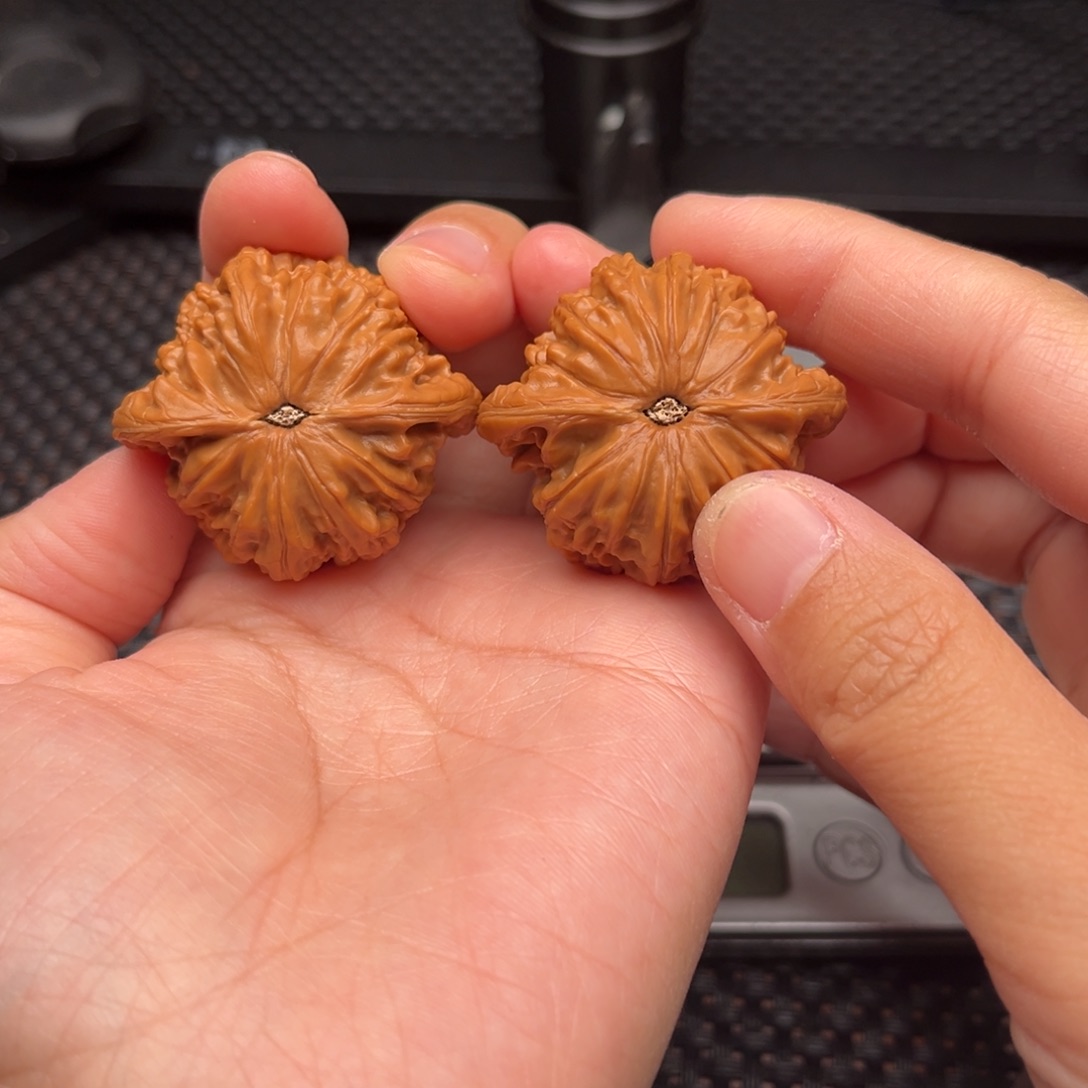 吊坠文玩核桃佛**手磨盘