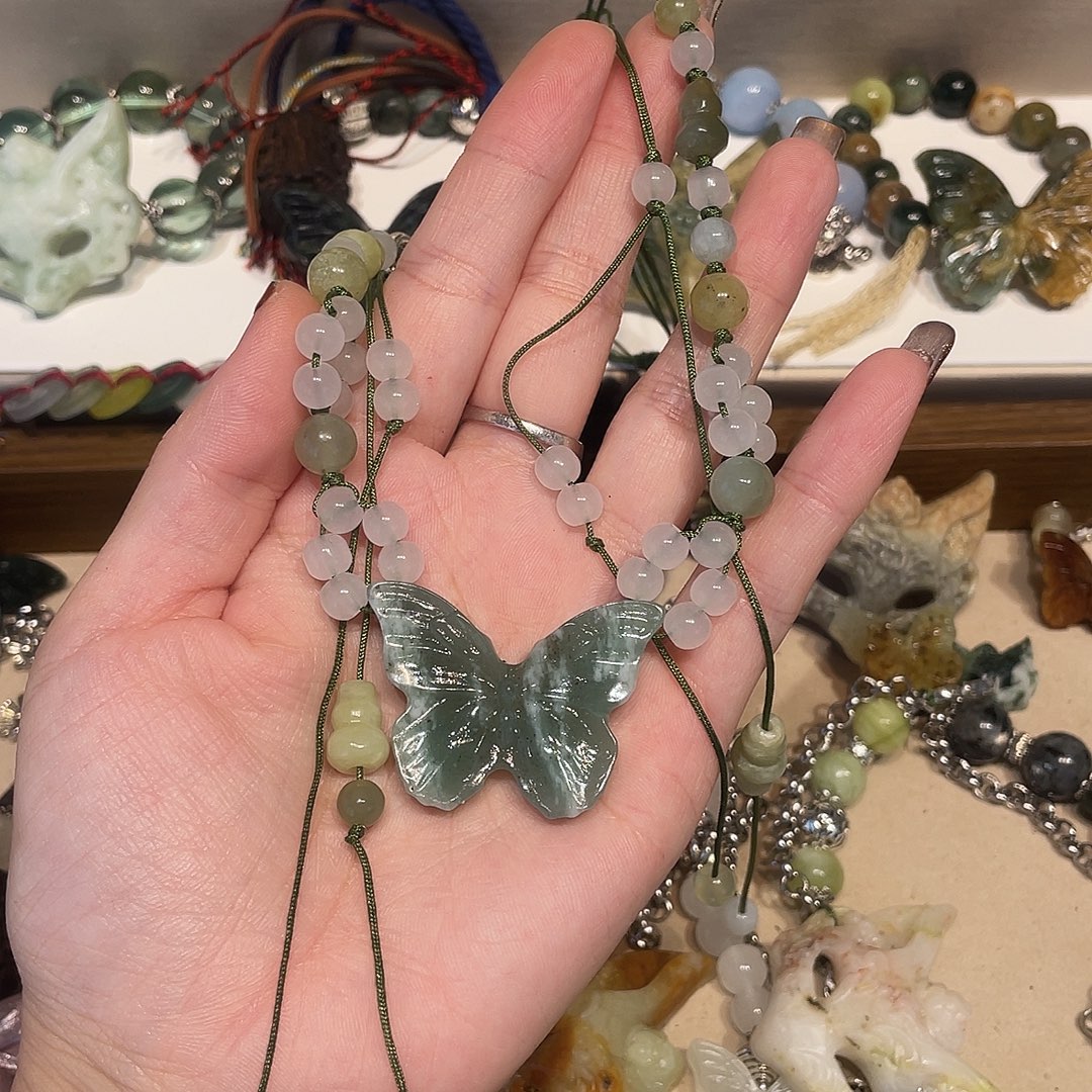 蛇纹石玉合金颈饰