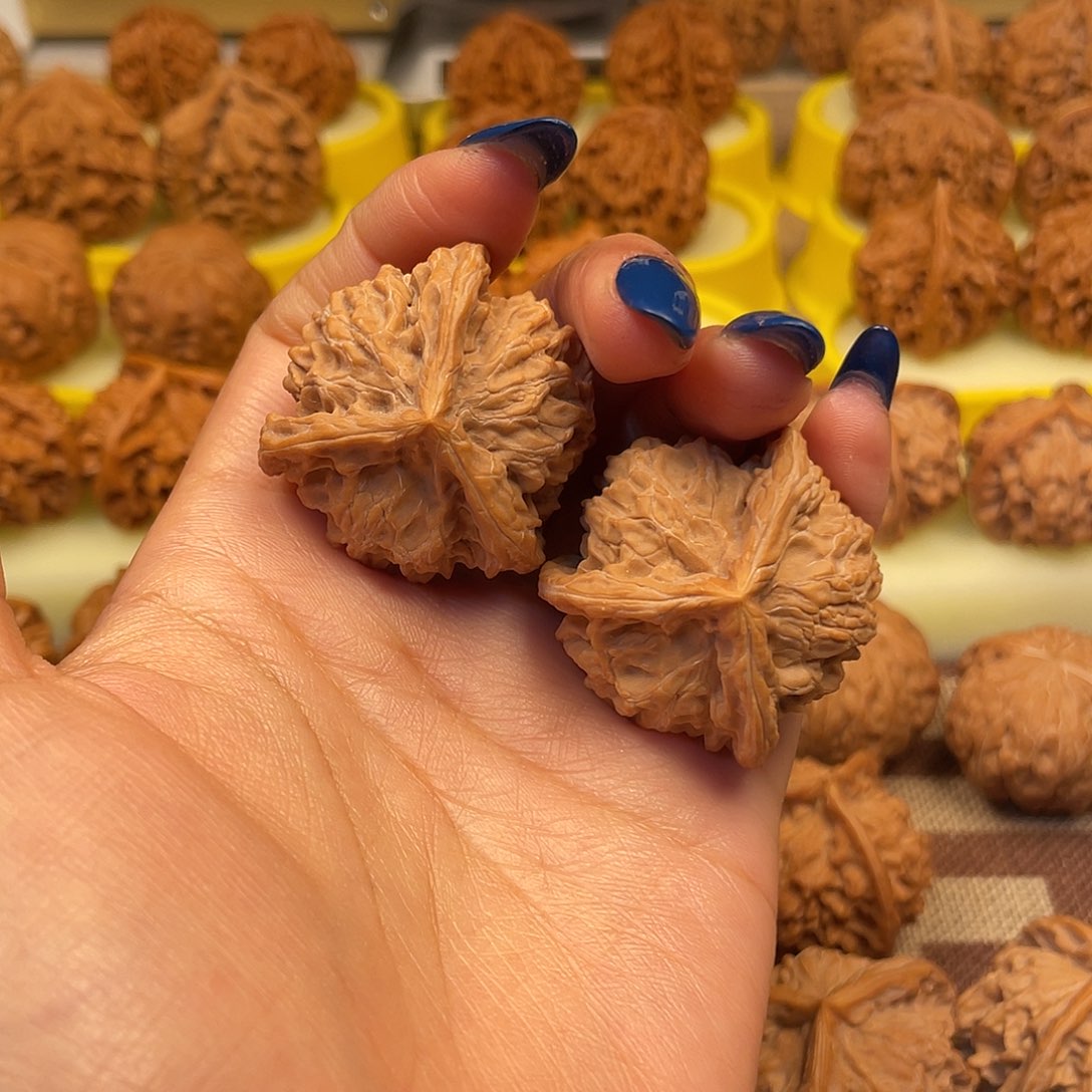 吊坠文玩核桃盘山三棱