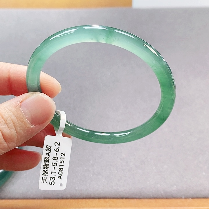 【闪购商品】翡翠手镯（圆镯）未镶嵌