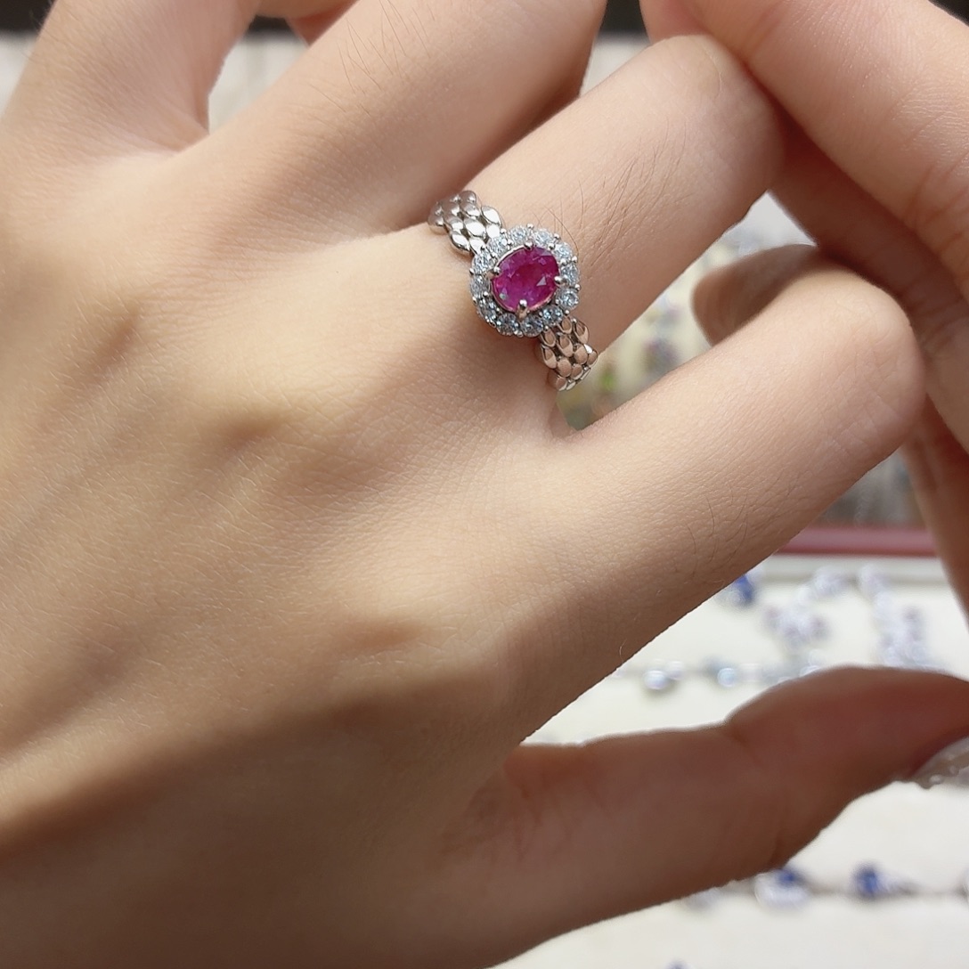 红宝石银S925镶嵌戒指