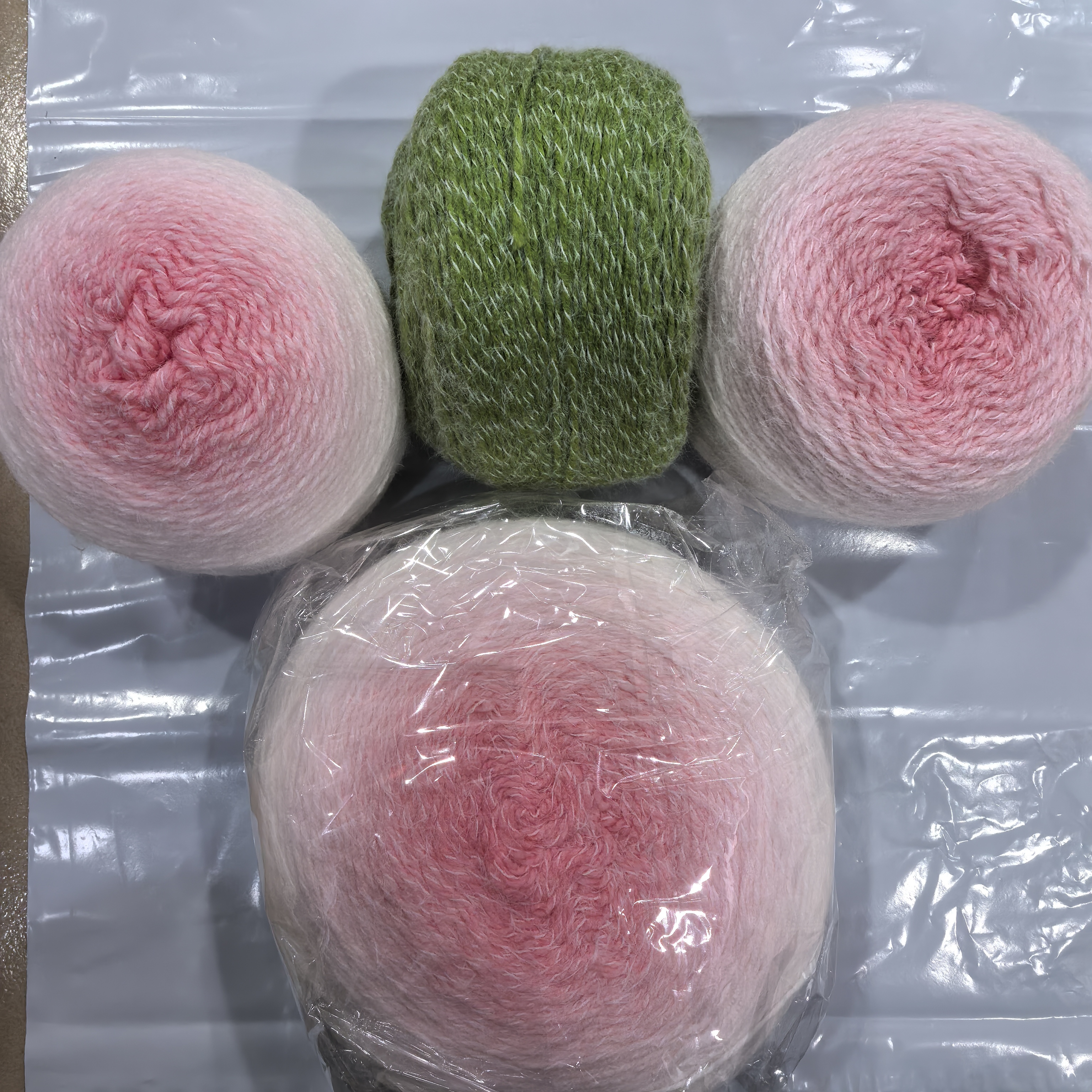 玫瑰花轻岚PLUS套餐1+1+2钩织花束毯子手编材料包用线轻岚貂毛线