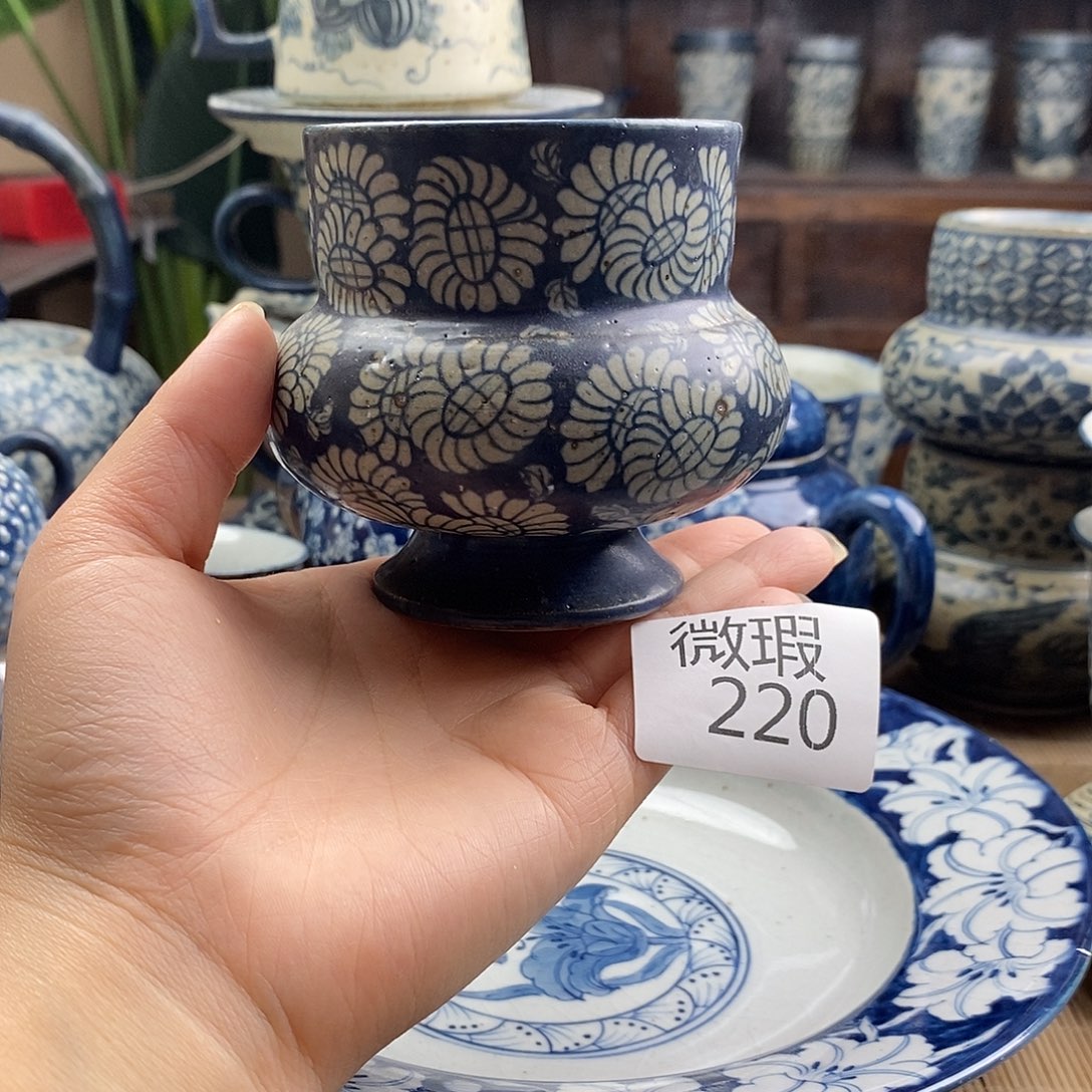手工手绘青花陶瓷