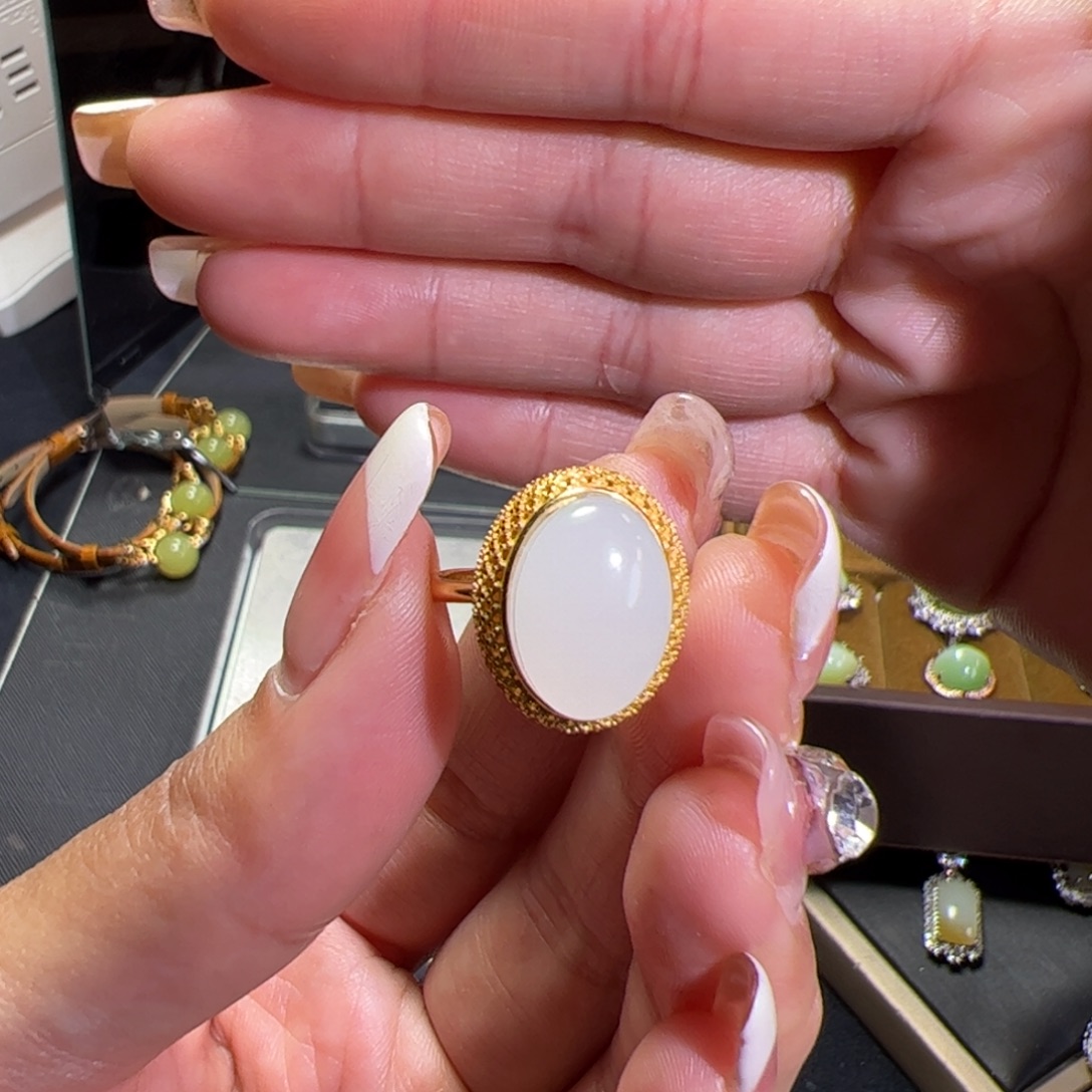 和田玉银S925镶嵌颈饰