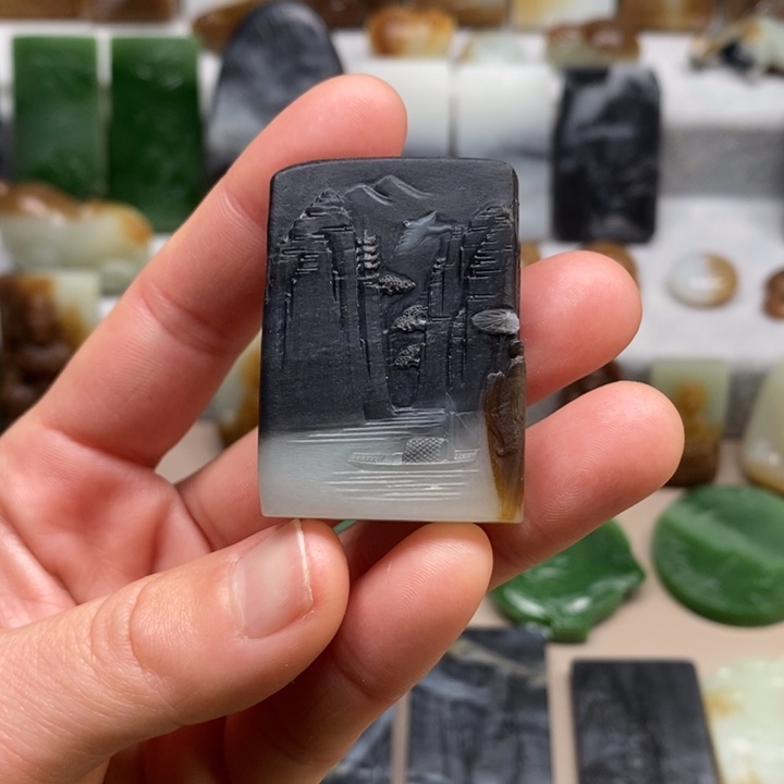 和田玉（糖玉）颈饰未镶嵌M****宝